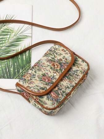 1 件全印花面料单肩包，撞色饰边，时尚斜挎包，适合女性日常使用