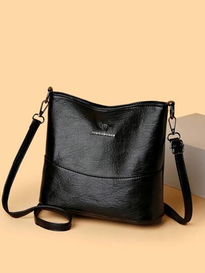 1pc Solid Color PU Leather Large Capacity Lightweight Crossbody Bag With Kangaroo Metal Decor, Suitable For Women's Daily Use, Versatile