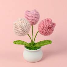 1pc Handmade Crocheted Yarn Simulation Tulip Potted Plant, Round Cute Woven Yarn Tulip, 1 Double Headed Stamen, 1 Triple Headed Flower Bud, Desktop, Car, Office, Home Decoration, Small Gift, Can Be Given To Family, Friends, Classmates, Birthdays, Teachers, Souvenirs, Night Market Camping Parties, Scenic Spots Easter Gifts Graduation,Garden Decor,Outdoor Plant,Gardening,Fake Flowers
