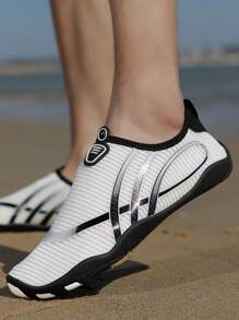 1 par de zapatos de agua para hombres para actividades al aire libre, zapatos de agua para la playa con Top de malla transpirable, secado rápido para natación, esnórquel, playa, deportes acuáticos, suela de goma antideslizante, adecuado para fiestas en la playa