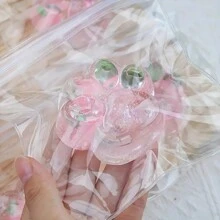 草莓小猫爪子挤压玩具 - 柔软缓慢上升的抗压力玩具，适合青少年和成人，是理想的节日/生日礼物，多种颜色，适合冬季、新年