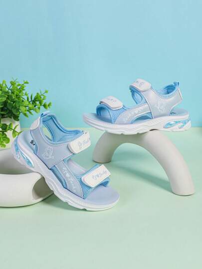 1 双新款时尚软底防滑儿童/女童 PU 钩环花卉印花可爱百搭平底运动凉鞋，适合夏季