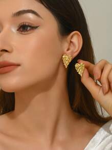 1 Pair Stainless Steel Leaf Design Stud Earrings, Suitable For Women's Daily Wear Or Party Occasions, Countryside Style