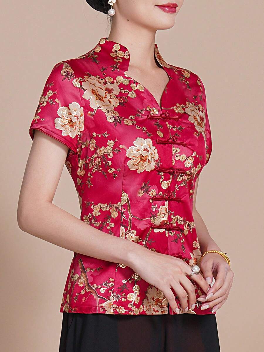 This Floral Print, Modern Chinese-Style Cheongsam-Inspired Shirt Features A Retro Design. It's A Lightweight, Short-Sleeved Tang-Style Top Perfect For Spring And Summer, Unlined, With A Front-Button Open Design. Available In Asian Sizes. Suitable For Holidays, Shopping, Everyday Wear, Travel, Casual Wear, And Vacations. - Đỏ - Xem 1
