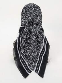 1条110*110厘米激光切割包边白色精致花卉印花大方巾，新款波西米亚风亚麻柔软轻盈透气波浪边头巾披肩花卉组合印花巴厘岛雪纺方巾披肩