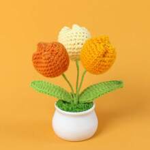 1pc Handmade Crocheted Yarn Simulation Tulip Potted Plant, Round Cute Woven Yarn Tulip, 1 Double Headed Stamen, 1 Triple Headed Flower Bud, Desktop, Car, Office, Home Decoration, Small Gift, Can Be Given To Family, Friends, Classmates, Birthdays, Teachers, Souvenirs, Night Market Camping Parties, Scenic Spots Easter Gifts Graduation,Garden Decor,Outdoor Plant,Gardening,Fake Flowers