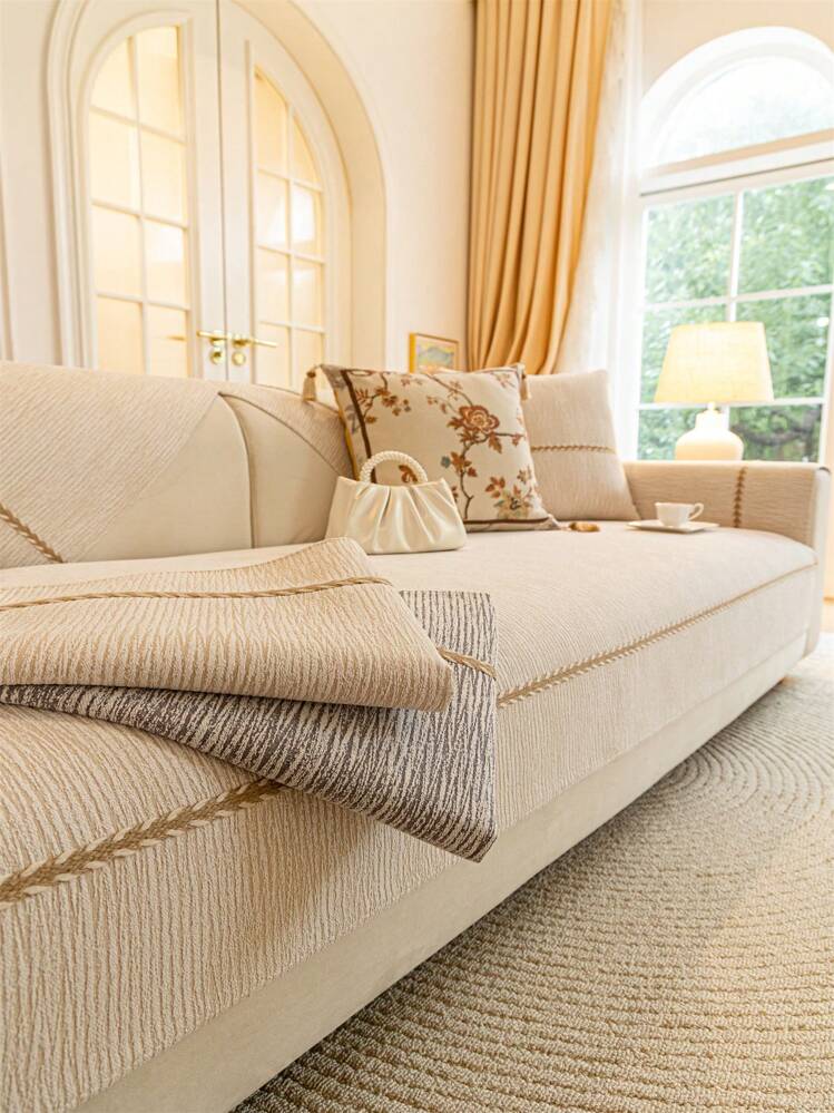 غطاء وسادة أريكة من الجاكار الشينيل، خفيف الوزن وفاخر، غطاء أريكة بسيط وأنيق، مضاد للانزلاق والغبار والخدش، يحمي الأريكة، مناسب لجميع الفصول، غرفة النوم والمعيشة والمكتب - بيج - مشاهدة 3