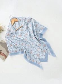 1条110*110厘米激光切割包边白色精致花卉印花大方巾，新款波西米亚风亚麻柔软轻盈透气波浪边头巾披肩花卉组合印花巴厘岛雪纺方巾披肩