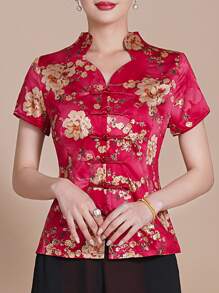 This Floral Print, Modern Chinese-Style Cheongsam-Inspired Shirt Features A Retro Design. It's A Lightweight, Short-Sleeved Tang-Style Top Perfect For Spring And Summer, Unlined, With A Front-Button Open Design. Available In Asian Sizes. Suitable For Holidays, Shopping, Everyday Wear, Travel, Casual Wear, And Vacations. - Đỏ - Xem 3