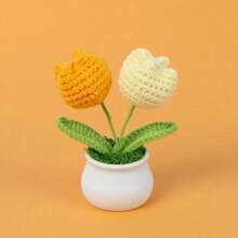 1pc Handmade Crocheted Yarn Simulation Tulip Potted Plant, Round Cute Woven Yarn Tulip, 1 Double Headed Stamen, 1 Triple Headed Flower Bud, Desktop, Car, Office, Home Decoration, Small Gift, Can Be Given To Family, Friends, Classmates, Birthdays, Teachers, Souvenirs, Night Market Camping Parties, Scenic Spots Easter Gifts Graduation,Garden Decor,Outdoor Plant,Gardening,Fake Flowers