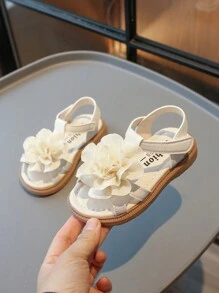 1 Pair Girls Solid Color Leather Open Toe Flower Decor Flat Sandals, Cute For Spring/Summer - Beige - View 2