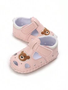 秋季皮革装饰复古优雅时尚橡胶鞋底防滑可爱熊图案婴儿平底鞋