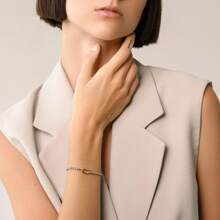 1 件光滑带扣 O 形链手链，刺结手链，风格独特，简约精致，适合作为女性的节日礼物。 - 彩色 - 查看 5