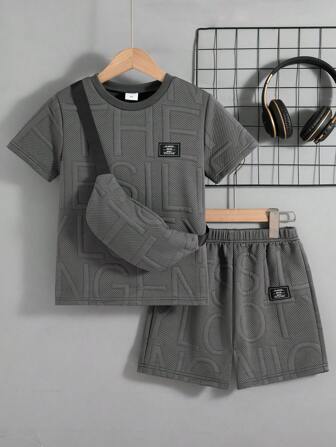 2st Pojkar Casual Outing Outfit - Enfärgad mandarinkrage kortärmad t-shirt och shorts set med påse, sommar