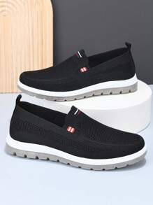 Men's Slip-Resistant Soft Sole Breathable Flat Shoes, Spring/Summer Men's Skate Shoes Fashion Solid Color Casual Sneakers Retro Slip-On Casual Shoes - Black - View 2