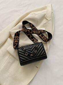 Women's Fashionable Wide Strap Acrylic Chain Small Square Crossbody Bag, Minimalist Design, Versatile For Work & Daily Use - Black - View 8