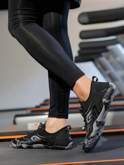 أحذية رياضية للياقة البدنية للرجال والنساء لداخل المنزل، أحذية قيادة كاجوال ناعمة الوحدة، نعال شاطئ للأزواج، أحذية رياضية موضة خارجية للرجال، أحذية تريكينج للرجال، أحذية مياه، أحذية تريكينج شعبية عبر الحدود، أحذية شاطئ للرجال، أحذية خماسية الأصابع مسامية للياقة البدنية والتنزه والسباحة والجري على الشاطئ