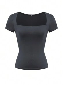 Vaiaye 女士纯色针织方领性感修身 Y2K 短袖 T 恤，春夏运动上衣，适合情人节穿着 - 深灰色 - 查看 3