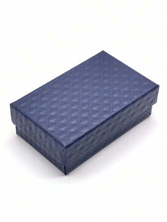 Une paire d'élégantes, simples et brillantes boucles d'oreilles en argent sterling S925 avec trèfle à quatre feuilles ajouré et cubique en zircone, convenant pour les femmes lors d'anniversaires