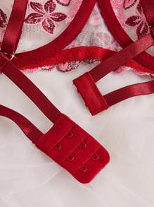 Floral Embroidered Sheer Women's Sexy Lingerie Set, Rave For Going Out - Burgundy - View 5