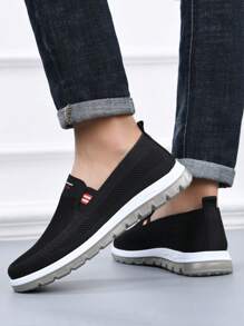 Men's Slip-Resistant Soft Sole Breathable Flat Shoes, Spring/Summer Men's Skate Shoes Fashion Solid Color Casual Sneakers Retro Slip-On Casual Shoes - Black - View 5