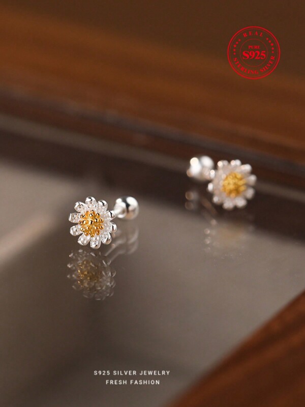 1 Pair S925 Sterling Silver Daisy Flower Screw Style Stud Earrings, Suitable For Students & Women, Gift For Mother's Day