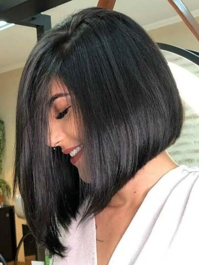 黑色短款波波头假发，侧分假发，锅盖头假发，自然逼真的黑色合成假发，适合女性日常佩戴（黑色）