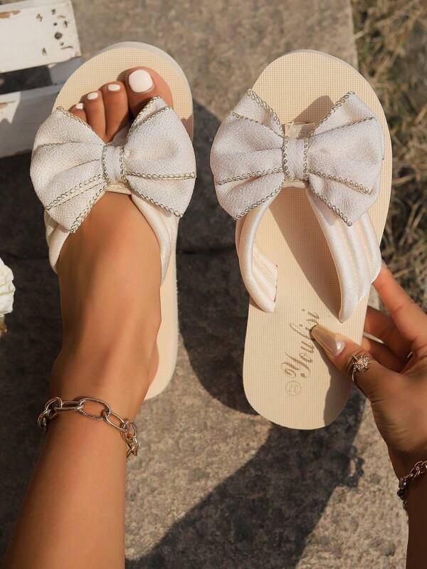 Women Open Toe Lightweight Bow Decor Flip Flops, Soft Sole Non-Slip Casual Spring/Summer Comfortable Outdoor Beach Sandals, Plus Size