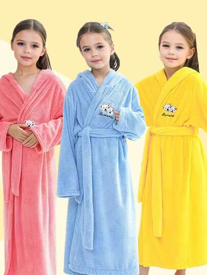1pc Kids Long Hooded Bathrobe With Bear Embroidery, 100cm/39.37inch Length, Made Of Super Soft & Warm Coral Fleece, Suitable For Bathroom, Pool, Bedroom, Great Gift For Children