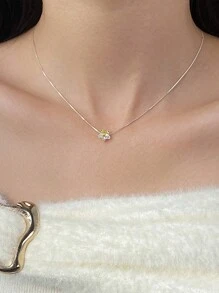 BALMORA 1 Stück modische und elegante S925 Silber Halskette mit quadratischem Kristall Anhänger, perfekt für täglichen und festlichen Anlass sowie als Geschenk für die Freundin zu Feiertagen