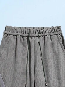 Pantalon d'extérieur pour hommes avec un tissu doux, confortable, agréable à la peau, respirant, résistant à l'usure et . Ils présentent une taille élastique avec un design color-block et un style évasé jusqu'aux chevilles. Convient pour l'escalade, la pêche, le camping, la randonnée, la course, les sports, les aventures en plein air, les vacances et les voyages - Gris - Voir 4