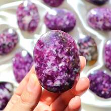 1 pièce Palmette sculptée en tourmaline violette naturelle pour la fabrication de bijoux et la décoration de la maison