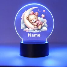 1 szt. Spersonalizowana nazwa z kreskówkowym misiem śpiącym na księżycu. Kreatywny prezent. Iluzja światła 3D. Lampka nocna LED. Ciepłe światło. Prezent urodzinowy. Prezent świąteczny. Dekoracja. Lampka nocna na biurko. Spersonalizowane prezenty. Wystrój pokoju. Wystrój domu. Wystrój jesienny. Dekoracje świąteczne. Zabawki. Spersonalizowane rękodzieło. Szykowna jesień. Dom i styl życia. Świąteczna atmosfera w domu. Jesienne odświeżenie domu. Dekoracje świąteczne. Harmonia w domu.