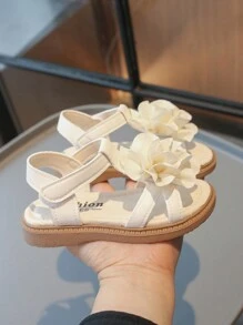 1 Pair Girls Solid Color Leather Open Toe Flower Decor Flat Sandals, Cute For Spring/Summer - Beige - View 3