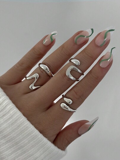 4 Stücke/Set Vintage geometrischer runder offener Ring & asymmetrischer Flüssigkeitsring Schmuckset, geeignet für Urlaub, Party und tägliches Tragen von Frauen