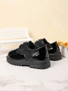 Boys' Fashion Round Toe Lace-Up Black Patent Leather Shoes, Versatile Outdoor Student Shoes, Spring Autumn