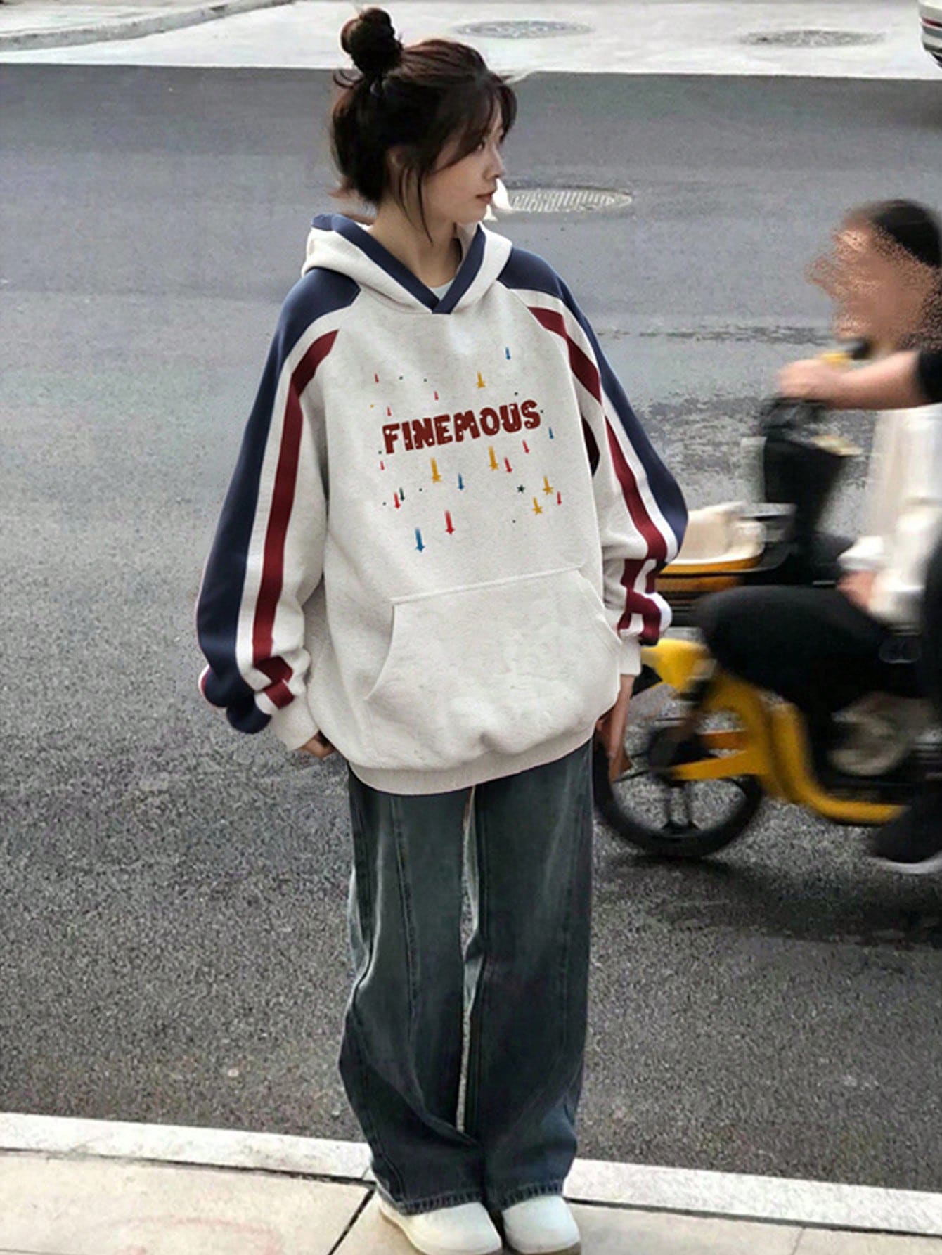 女式字母条纹印花插肩袖撞色连帽运动衫 - 灰色 - 查看 1