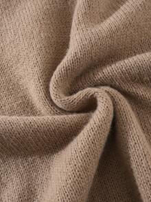 European & American Style Elegant Plus Size Women Pearl Embellished Knit Crew Neck Sweater, Autumn/Winter - Khaki - View 11