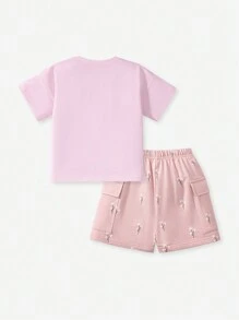 Set de 2 piezas de ropa de verano para niñas: Camiseta de manga corta rosa con estampado de conejo que dice "Cherish Friendship" y shorts tipo cargo a juego con estampado floral - Ropa suave para niñas jóvenes