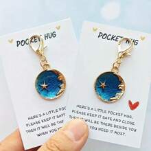 Móc khóa hình trăng lưỡi liềm và ngôi sao nhỏ xinh xắn kèm thiệp "Pocket Hug" - Lý tưởng cho sinh nhật, đám cưới, lễ tình nhân, lễ Phục sinh, ngày của mẹ và ngày của cha | Quà tặng lưu niệm móc khóa dễ thương - Nhiều màu - Xem 8
