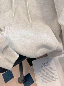 卡通腊肠犬印花长袖袋鼠口袋小落肩休闲连帽女式运动衫 - 淺灰色 - 查看 3