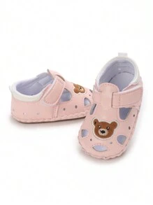 秋季皮革装饰复古优雅时尚橡胶鞋底防滑可爱熊图案婴儿平底鞋