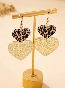 1 Pair Women's Dangling Earrings, Exaggerated Leopard Acrylic Heart-Shaped Nightclub Party Style Earrings, Suitable For Daily Wear - Two Heart-shaped Resin Earrings - View 3