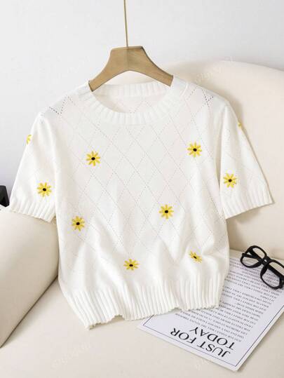 T-shirt court à manches courtes en maille aérée avec broderie, top mode été pour femme