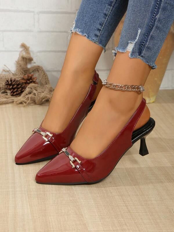 2025 Zomer Nieuwe Modieuze Puntige Teen Dunne Hakken Rode Patent Lederen Peep Toe Slingback Pumps Voor Vrouwen