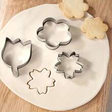 3pcs Stainless Steel Flower Shaped Cookie Cutters, Stainless Steel Biscuit Mold, Flower Shaped Mold, Rose Flower Cookie Mold For Mother's Day, Easter Cookie Baking, Pastry DIY, Cake And Bread Cutting - Silver - View 1