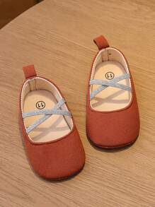 1 Pair Girls Princess Style Soft Bottom Slip-On Toddler Shoes, Suitable For Spring & Autumn