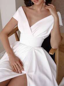 European And Fashion Wedding Guest Dress Women For Women With Short Sleeves Slim Sexy Deep V-Neck Split Heavy Industry Banquet Wedding Party Dress Wrapped Chest Ruffled Solid Color Temperament Commuter Wedding Guest Dress Women Dress Spring Ladies Formal Dinner Wedding Guest Dress Elegant Gown, For Evening - 白色 - 查看 3