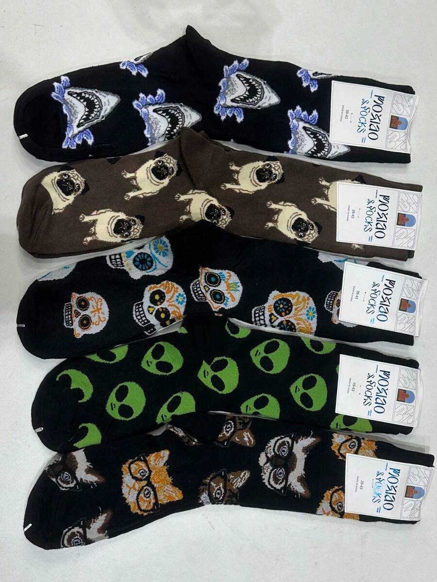 Stylish Unisex 3/4 Socks Available In Various Prints. No Option To Choose Size 36-40 40-46 - 彩色 - 查看 1