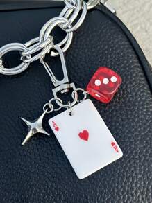 1 pieza/3 piezas Llavero de dados de póker con colgante de estrella, llavero de metal de aleación con picas, diamantes, tréboles, llavero decorativo para bolsos, joyería con tema de números de dibujos animados, llavero de coche, dijes, colgantes, cadenas para teléfonos móviles, dijes de coche, llaveros, accesorios de coche escolares, lindos accesorios góticos y Y2K